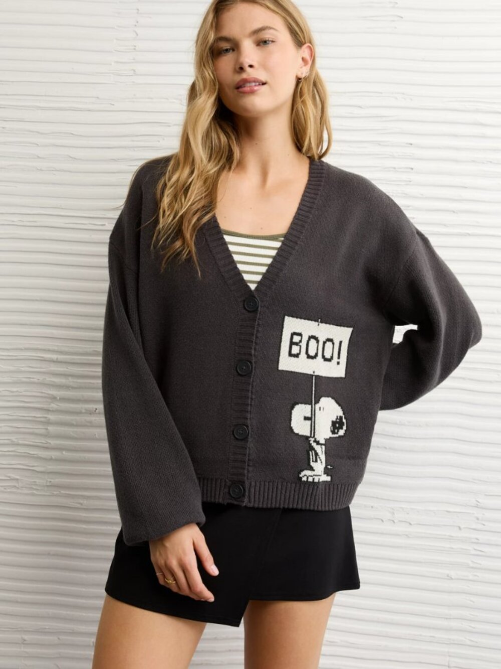 American Eagle Snoopy Peanuts Halloween Boo! Cardigan Sweater Large - Picture 2 of 7